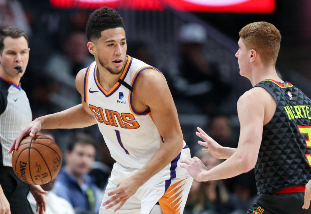 关于阿扎伦卡连续五场比赛得分超过连败，老鹰挑战极限！的信息