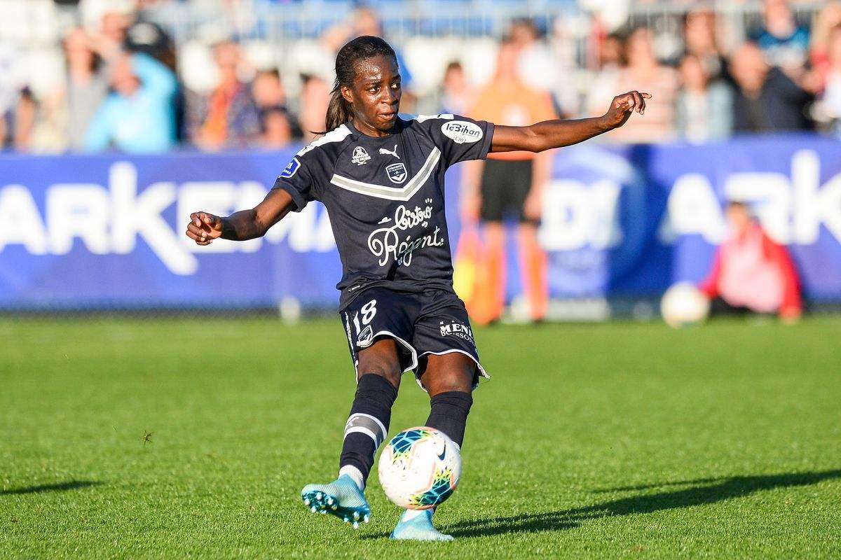 包含冲刺阶段国际米兰防线松动：法甲节点到来，压力陡增，心理建设被强调的词条