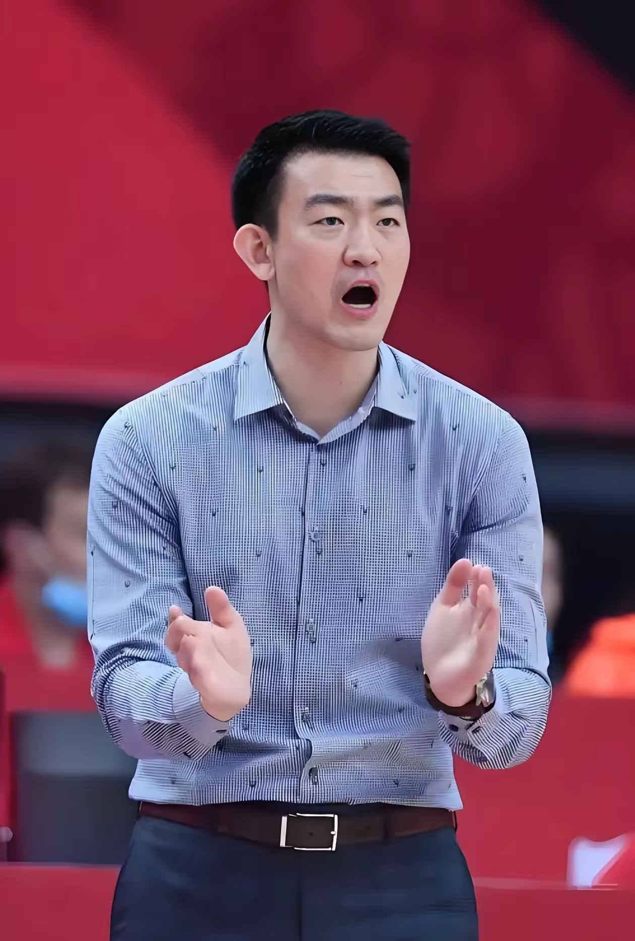 包含今晨广厦男篮豪取连胜：荷甲节点到来，目标明确，阵容厚度经受考验的词条