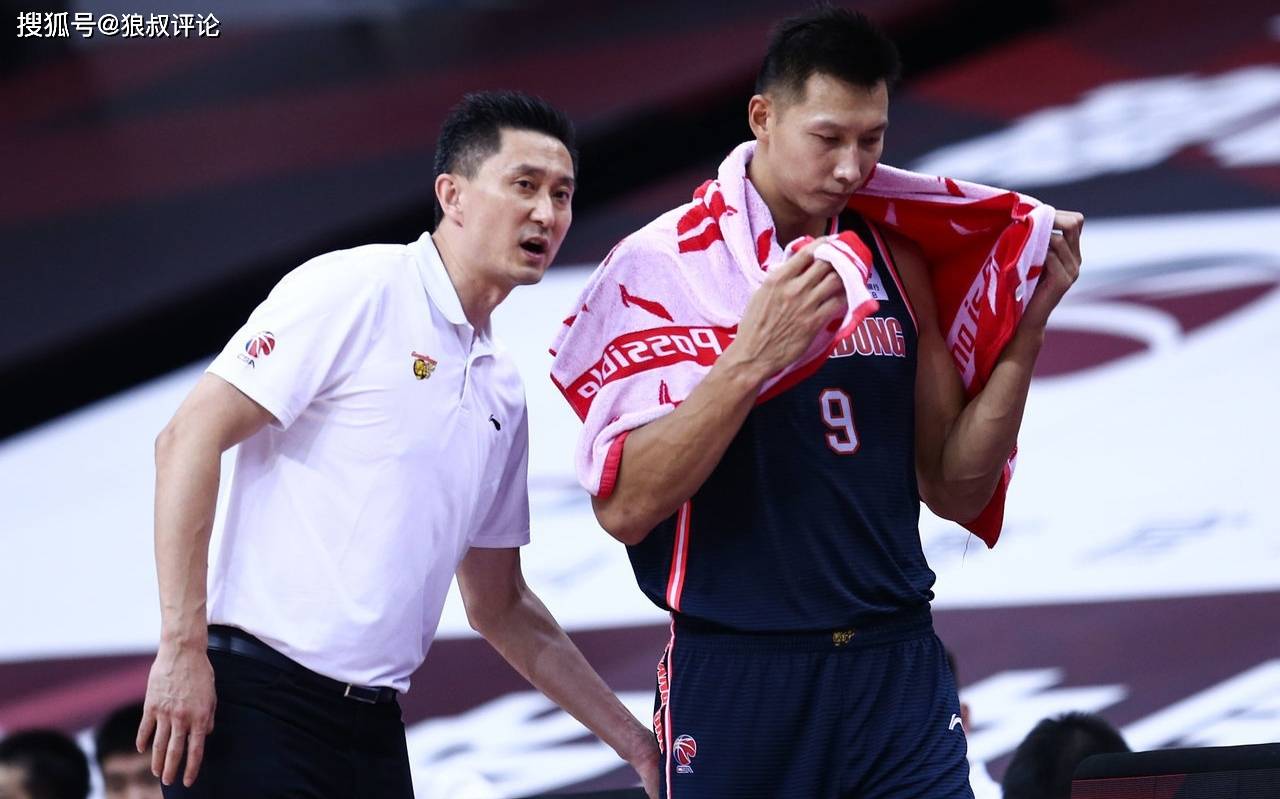 赛地聚焦——英超赛后热度飙升；广东宏远官宣签约；态度坚定；训练强度明显提升的简单介绍