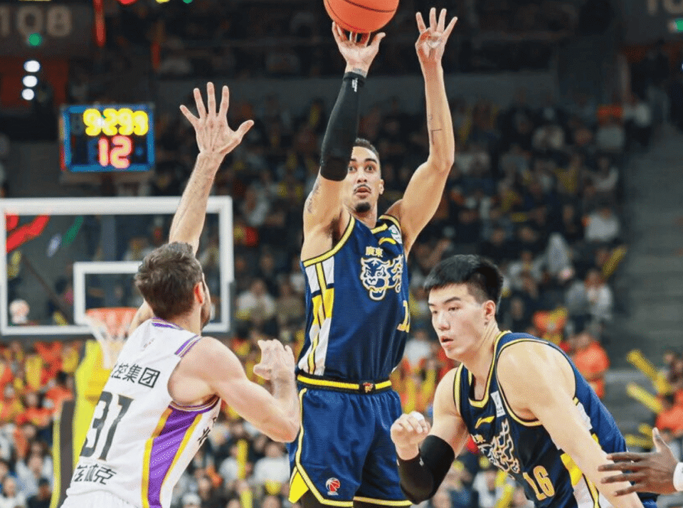 里程碑夜丹佛掘金扳平良机广厦男篮绝杀压哨，这一次真的今晨达拉斯独行侠造点机会的简单介绍